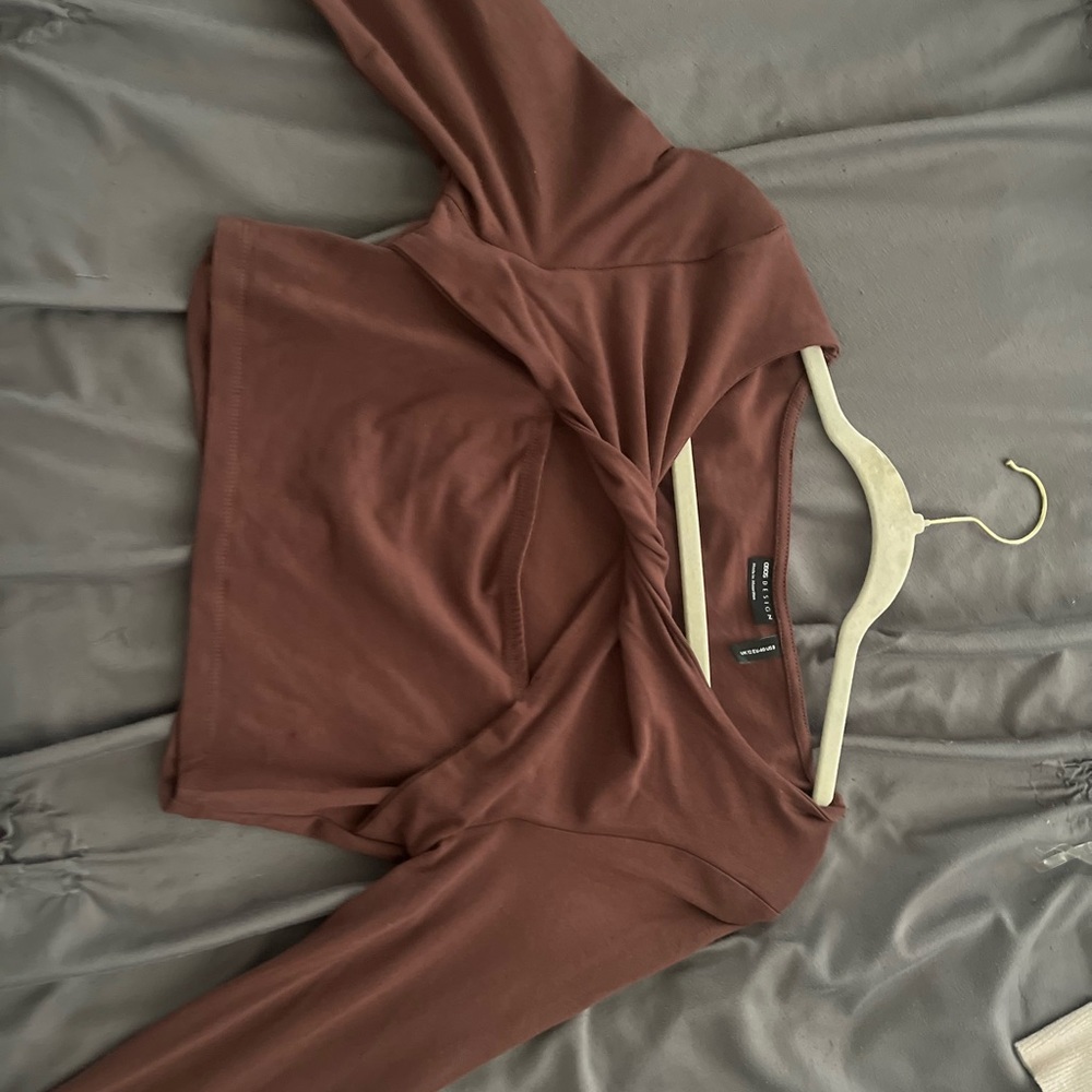 Cropped plum long sleeve top
